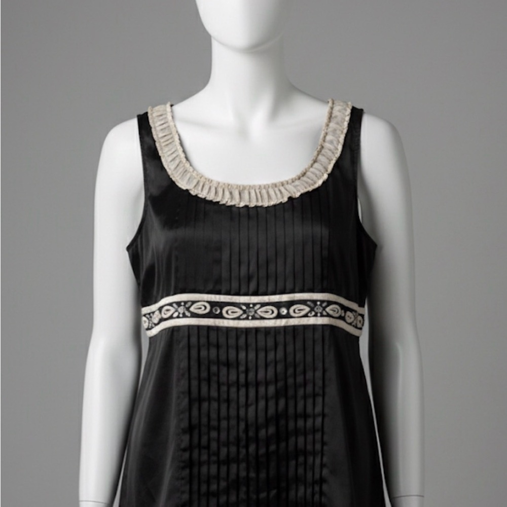 Nicole Miller Black and Cream Blouse